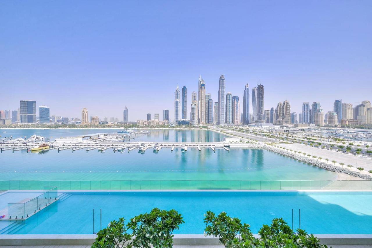 Ultra Luxury Emaar Beachfront - Private Beach And Pool Dubai Eksteriør billede