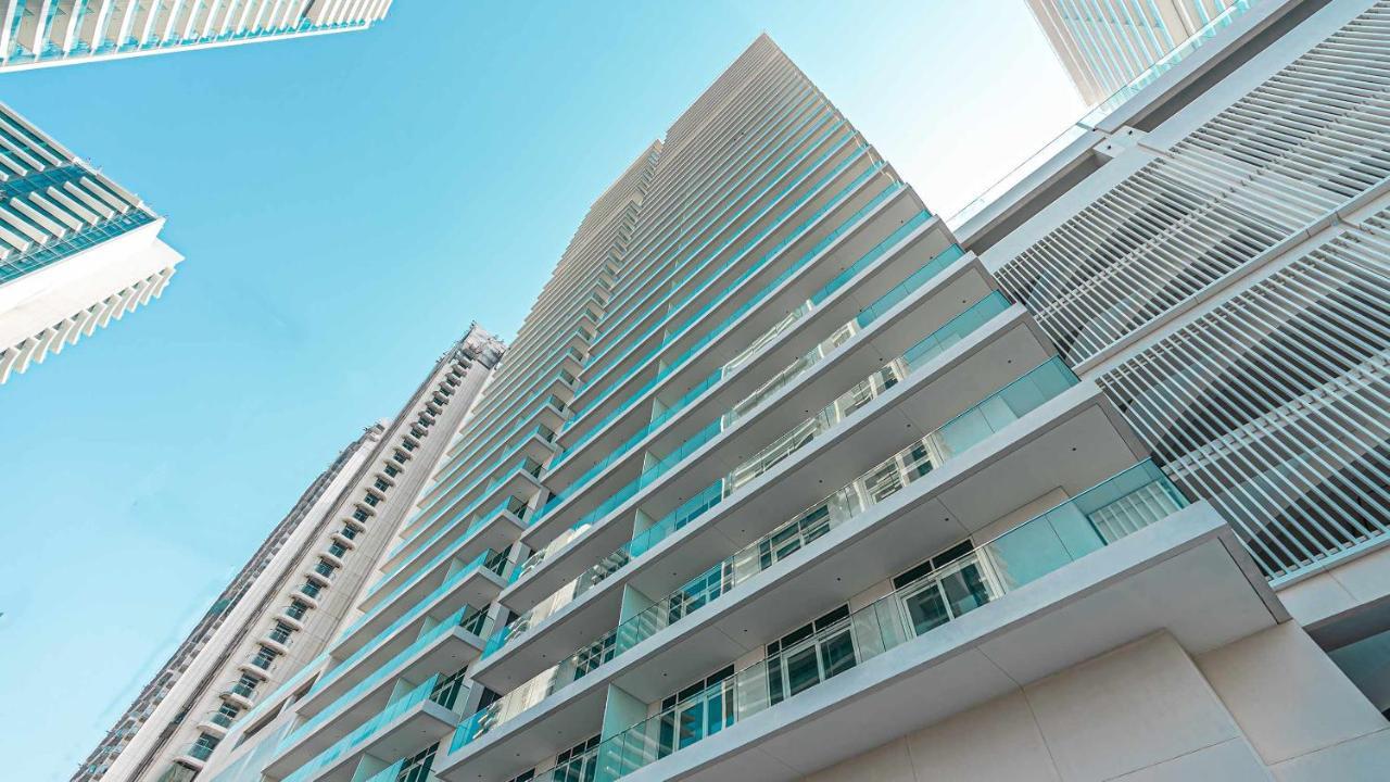Ultra Luxury Emaar Beachfront - Private Beach And Pool Dubai Eksteriør billede
