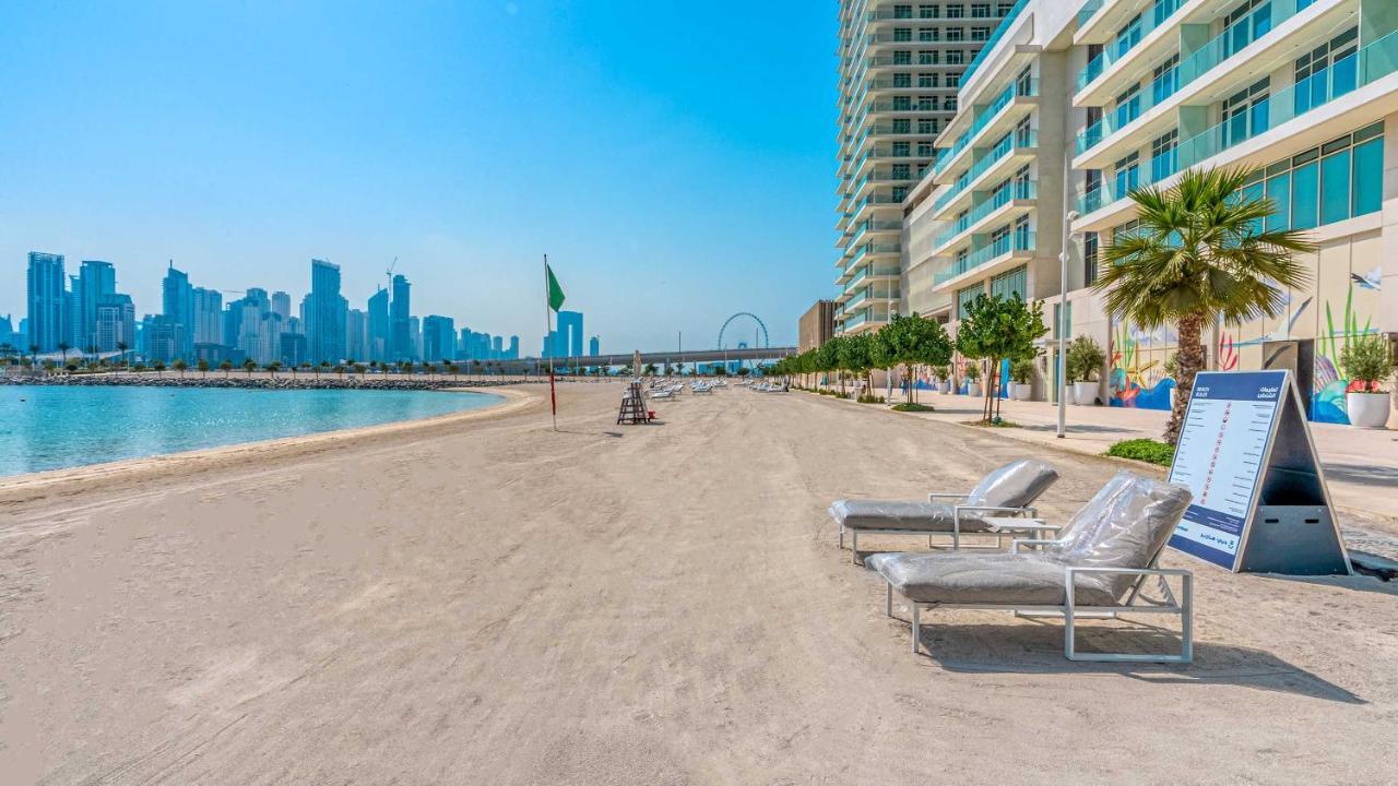 Ultra Luxury Emaar Beachfront - Private Beach And Pool Dubai Eksteriør billede