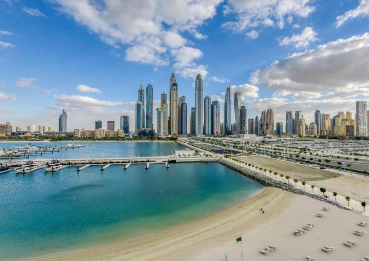 Ultra Luxury Emaar Beachfront - Private Beach And Pool Dubai Eksteriør billede