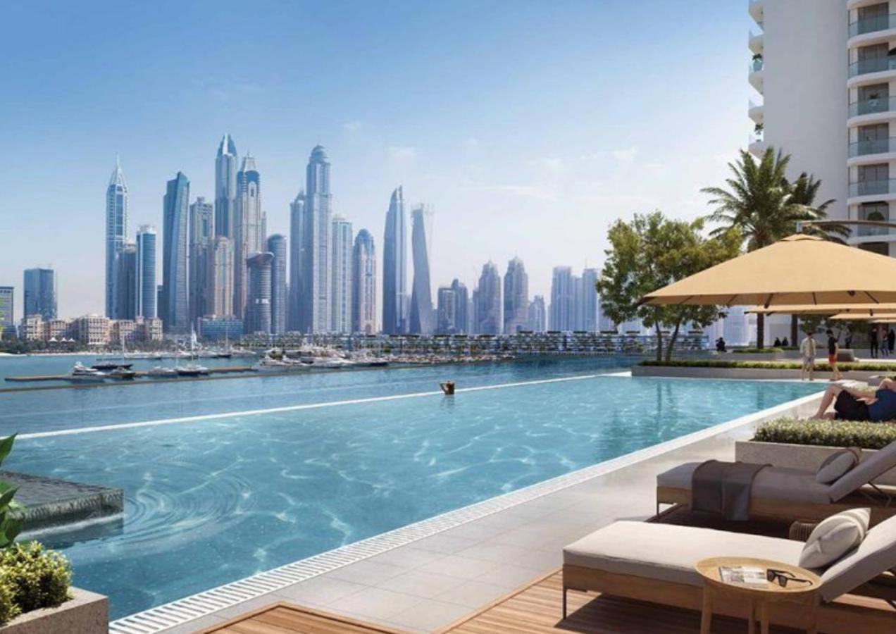 Ultra Luxury Emaar Beachfront - Private Beach And Pool Dubai Eksteriør billede