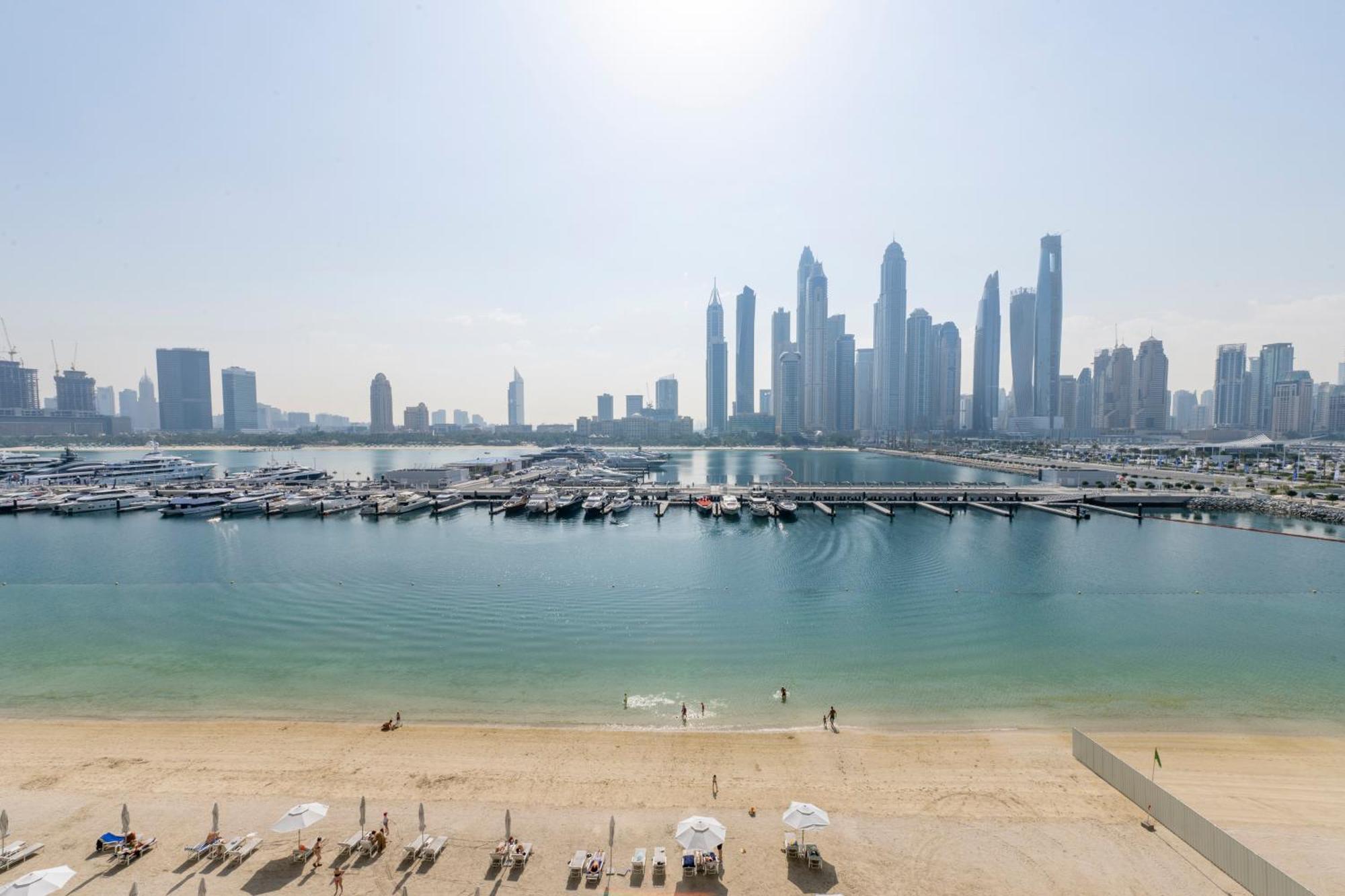 Ultra Luxury Emaar Beachfront - Private Beach And Pool Dubai Eksteriør billede