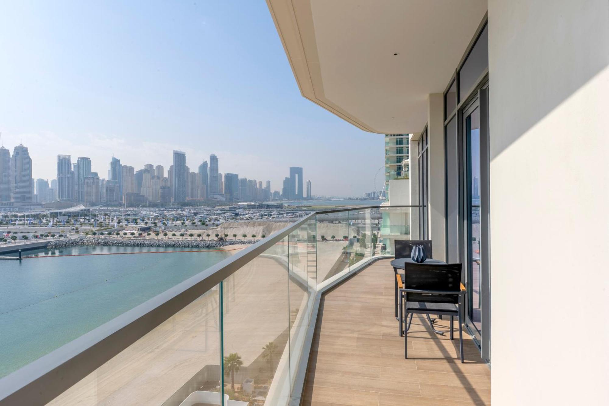 Ultra Luxury Emaar Beachfront - Private Beach And Pool Dubai Eksteriør billede