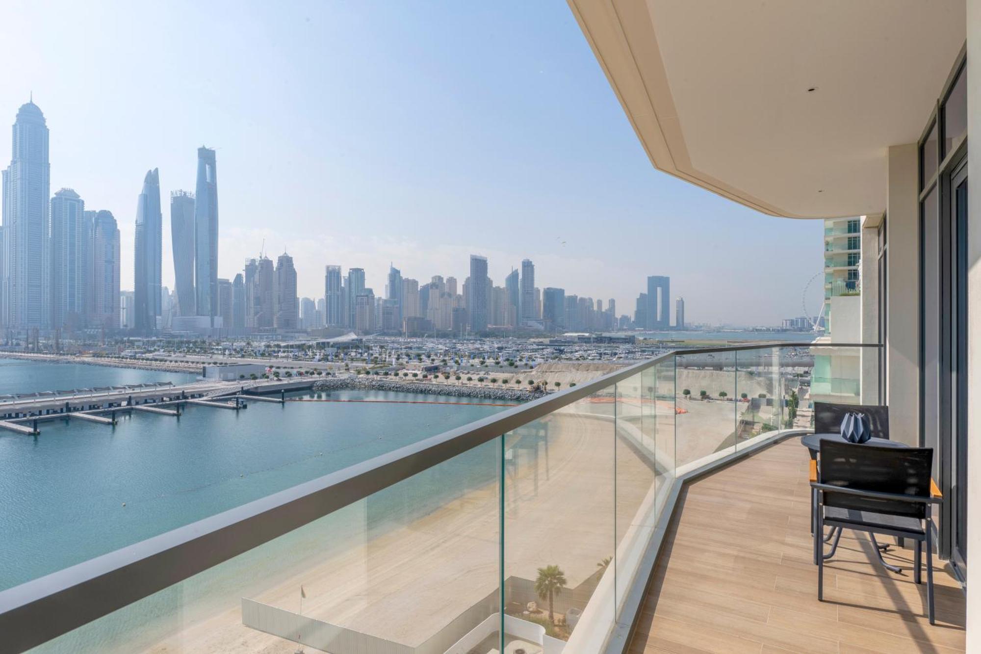 Ultra Luxury Emaar Beachfront - Private Beach And Pool Dubai Eksteriør billede